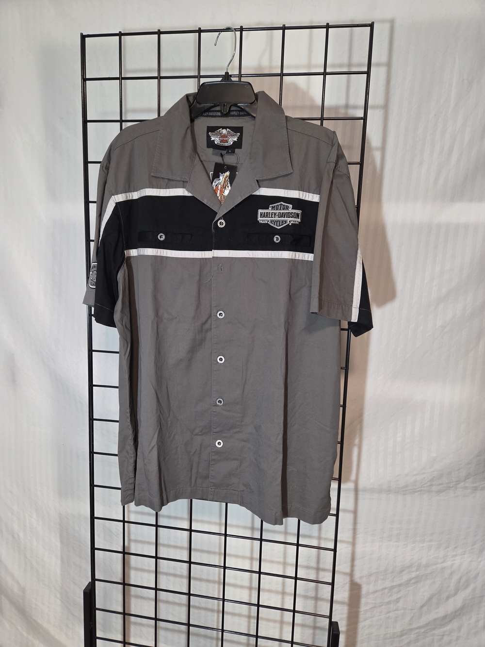 Harley‑Davidson Gray and Black Short Sleeve Button Down Shirt